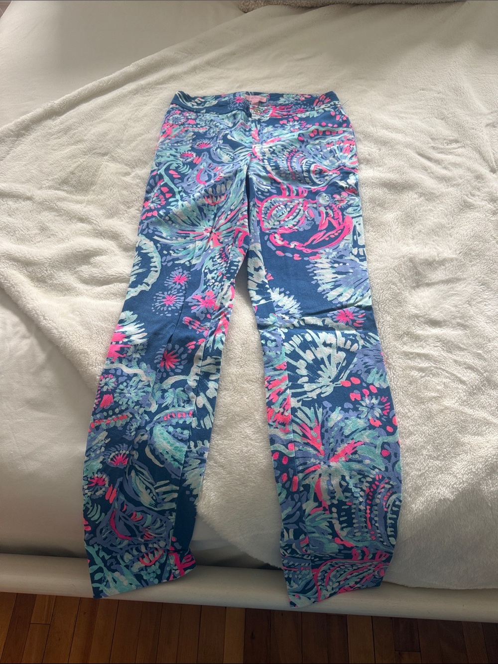 Lilly Pulitzer Navy Tropical Floral Leggings with Pink & Aqua Accents